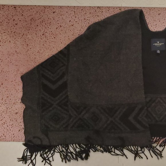 Warm American Eagle Shawl - Picture 4 of 4